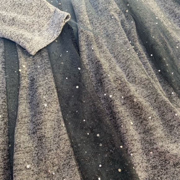 Glitter Dress 🖤 - Picture 2 of 4